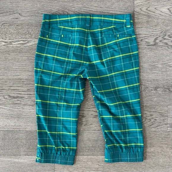 🌼OAKLEY🌼 Golf Palm Plaid Capri Pants, Size 12 - Picture 8 of 9
